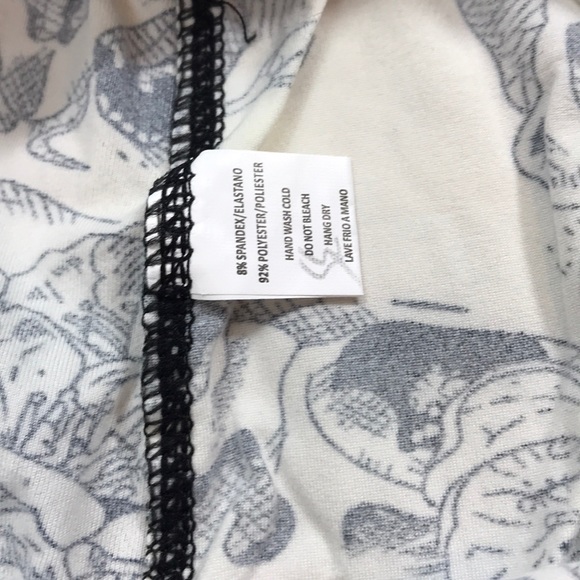 SALE Floral Skull Halloween Super Soft Leggings - Picture 5 of 6